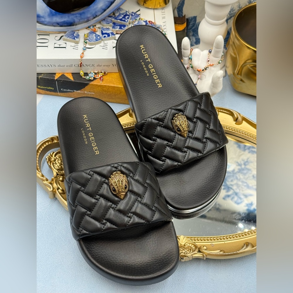 🆕 KURT GEIGER LONDON 🧿 NWOB Meena Eagle Slide, Quilted Black - Picture 6 of 11